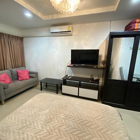 Beach 7 Condo, Pattaya Jomtien Beach Exterior photo